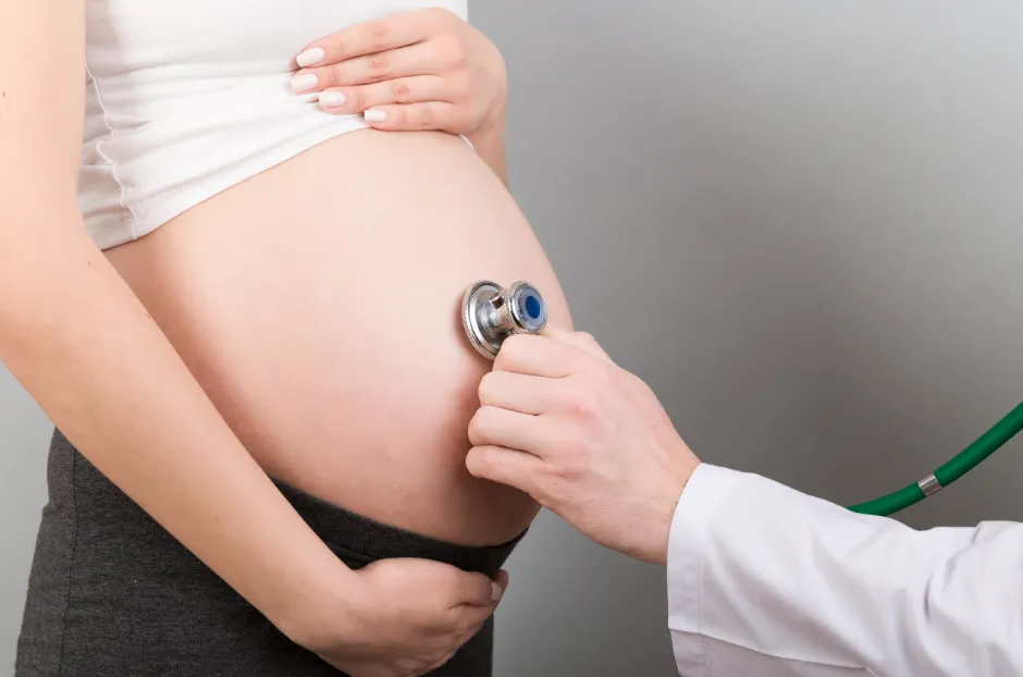 Best Gynecologist in Janakpuri – Why Dr. Aparna Singhal Is Trusted for Women’s Health & Maternity Care